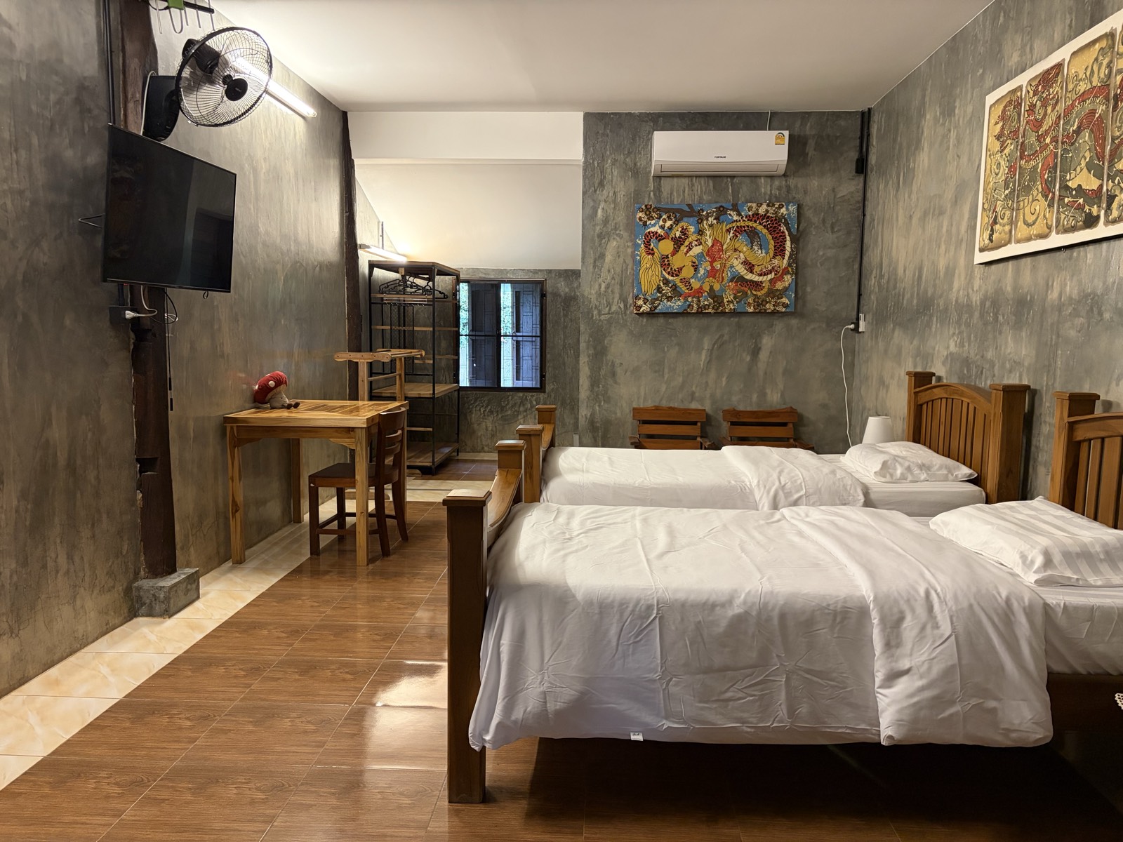 Kettawa beds and artwork